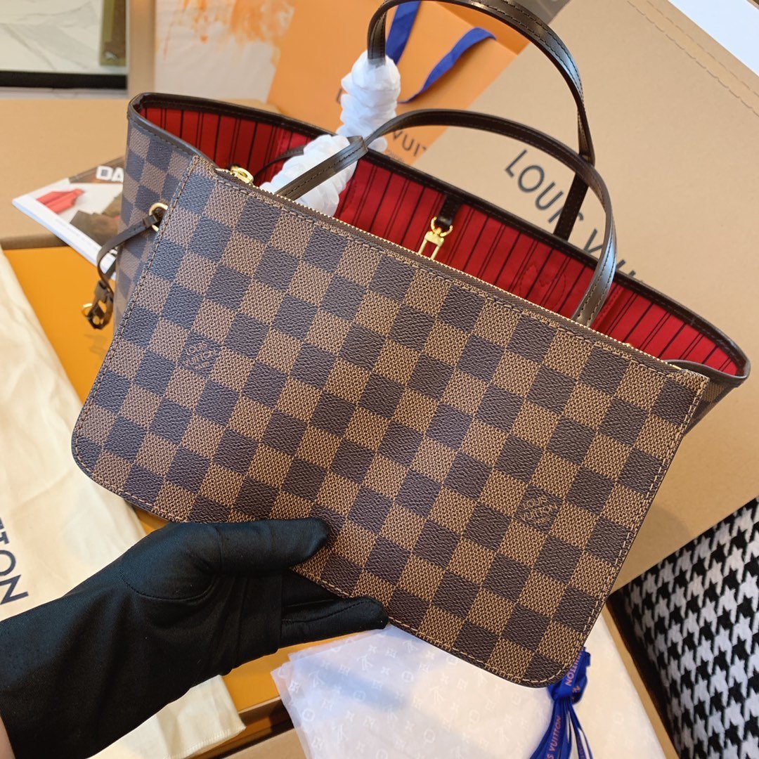 Pre-Loved LV NEVERFULL MM Damier Ebene Tote