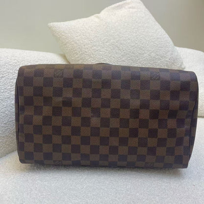 Pre Owned Louis Vuitton Speedy 30 Damier Ebene Handbag (With Lock)