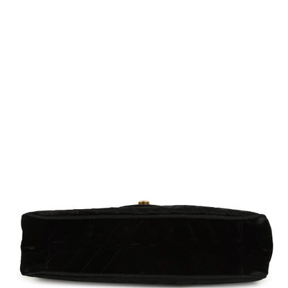 Vintage Chanel XL Classic Chevron Single Flap Bag Black Velvet Gold Hardware