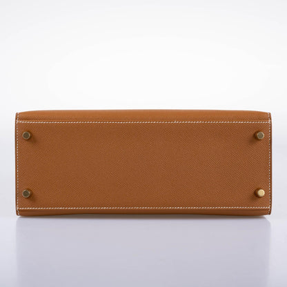 Hermes Kelly 28 Sellier Gold Epsom with Gold Hardware - 2020, Y