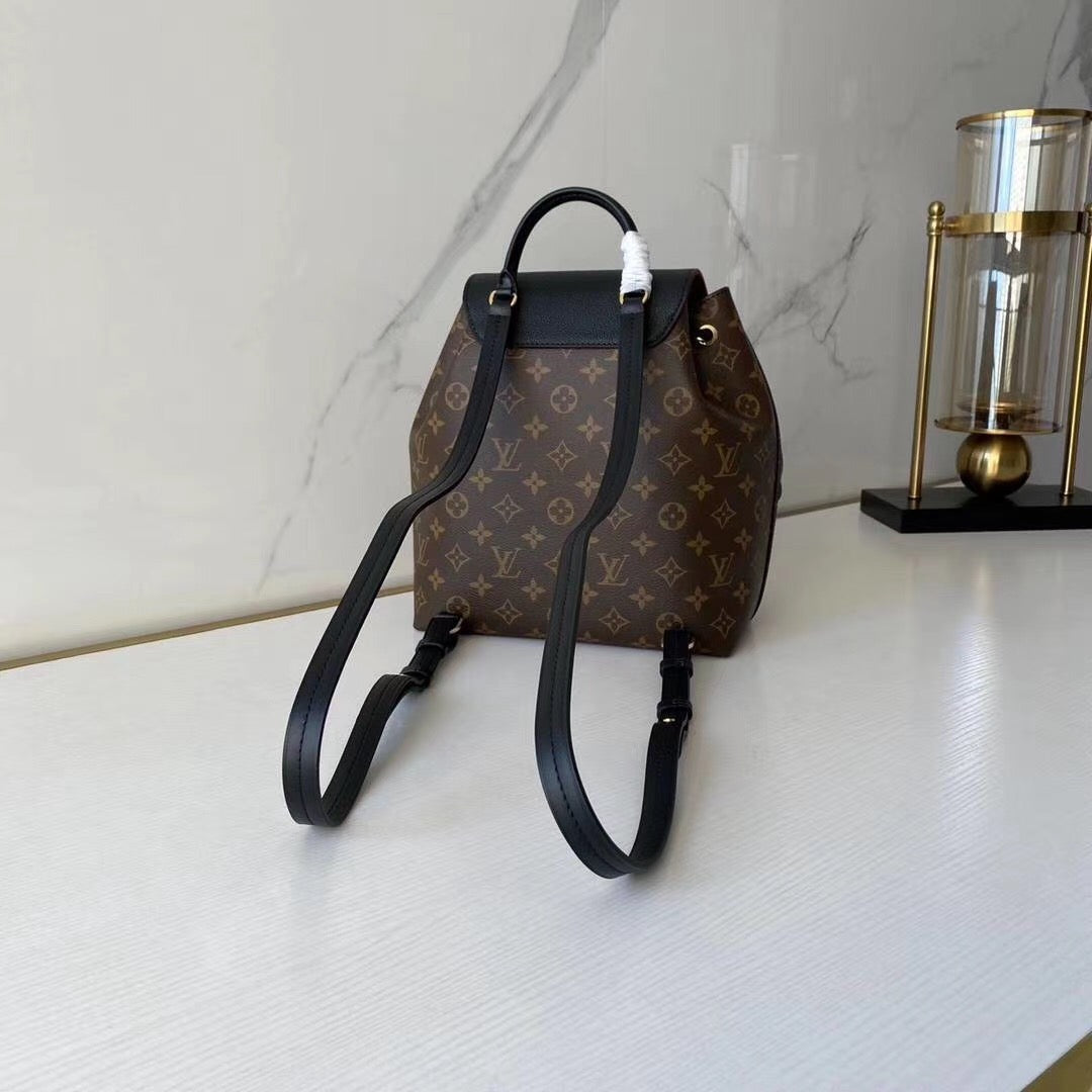 Pre-Loved LV MONTSOURIS PM