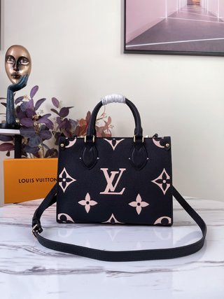 Pre-Loved LOUIS VUITTON Empreinte Monogram Giant Onthego MM Black