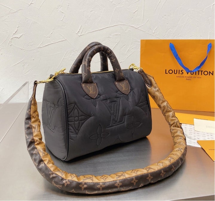 Woman LV speedy  handbag