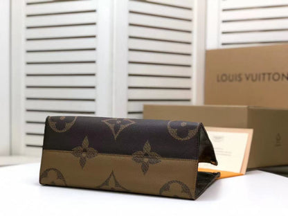 Pre-Loved LV ONTHEGO MM